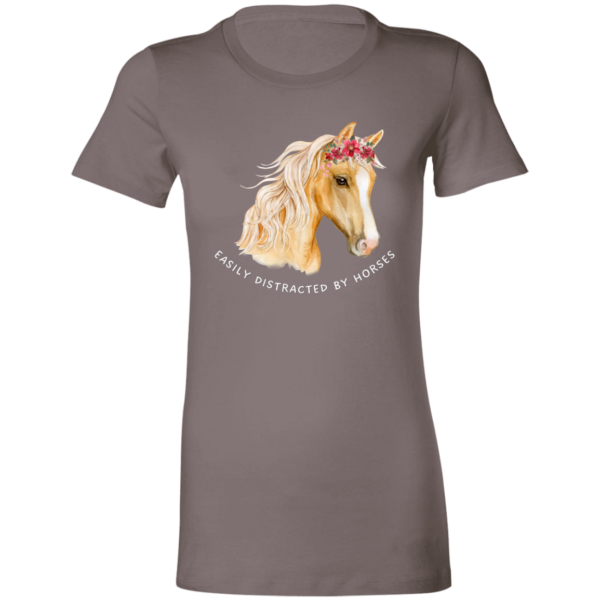 Easily distracted by horses 6004 Ladies' Favorite T-Shirt - Image 8